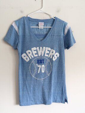 MLB Milwaukee Brewers Tee - Size Medium